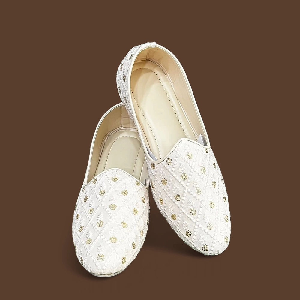 Ivory Blossom Handcrafted Mojdi – Dresswala NX - Main Image