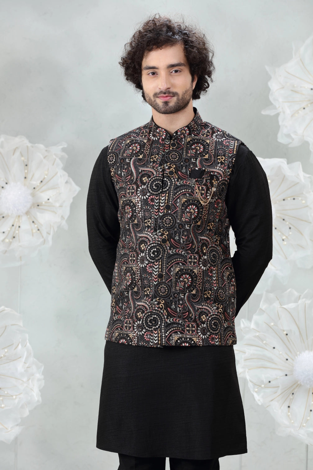 Noir Grandeur Black Embroidered