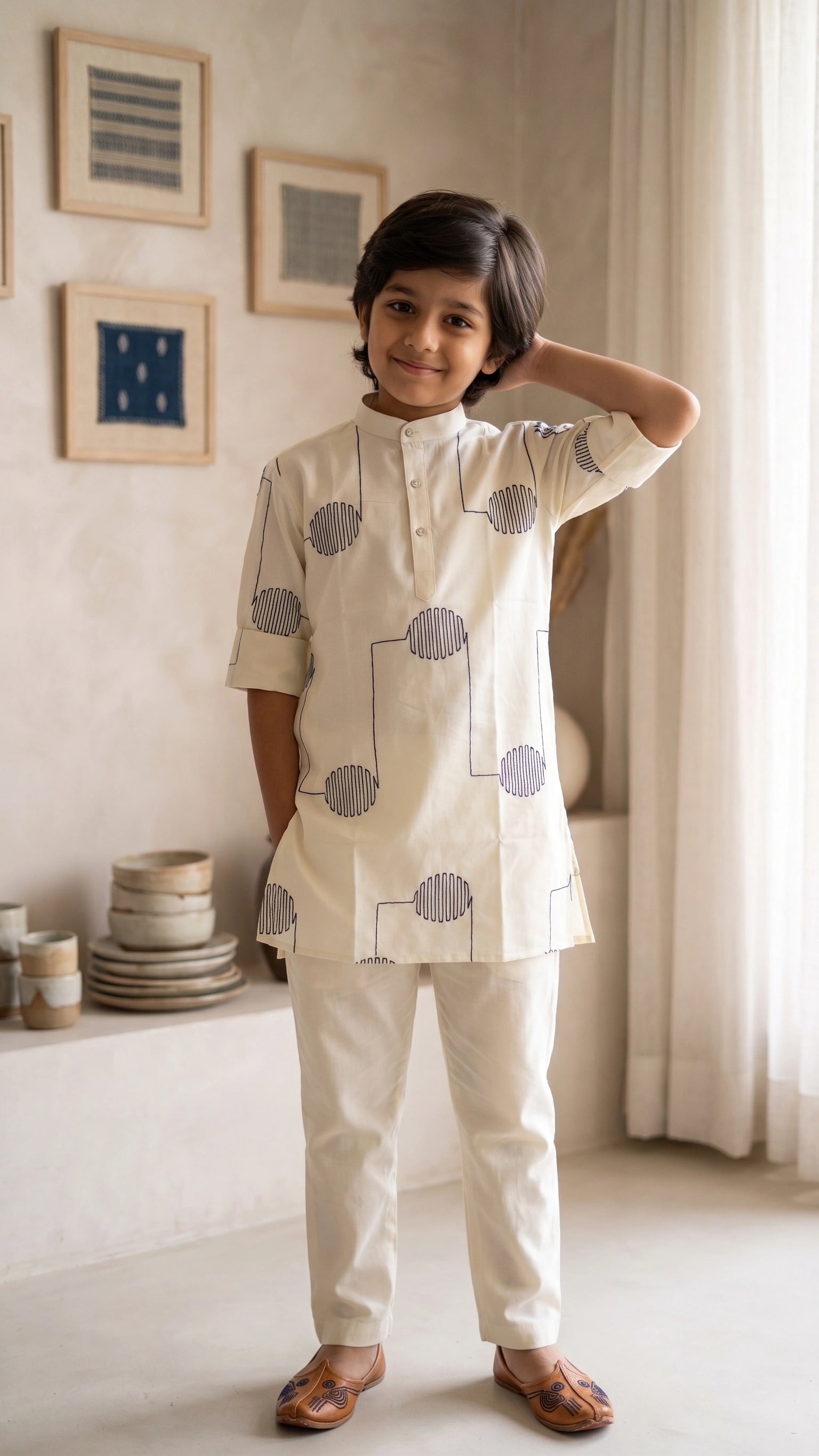 Boys Off-White Contemporary Geometric Embroidered Kurta Set