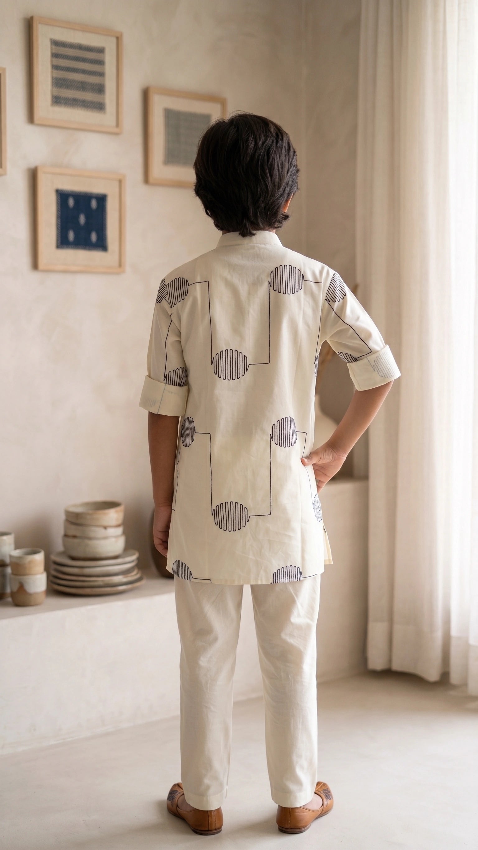 Boys Off-White Contemporary Geometric Embroidered Kurta Set