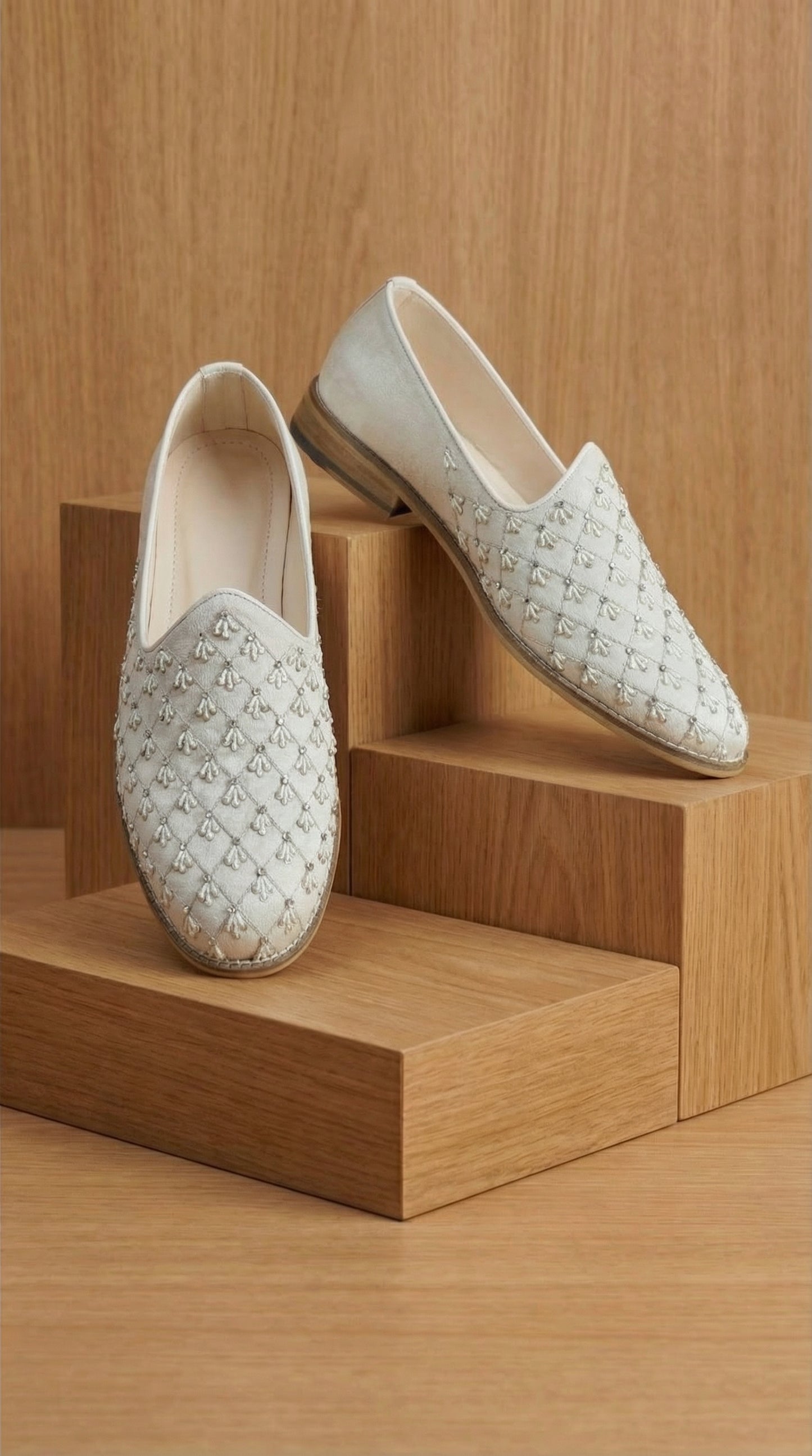 Ivory Heirloom Mojdi for Men | Handcrafted Wedding Mojdi by Dresswala NX