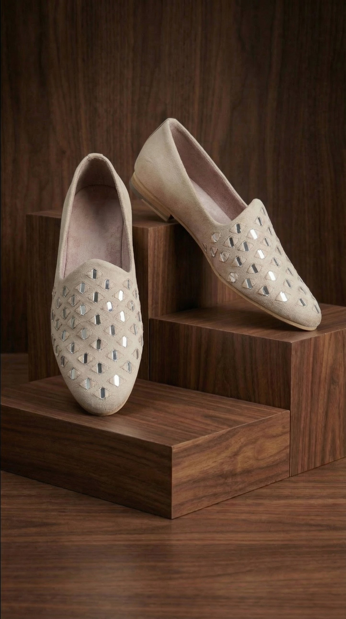 Dresswala NX Ivory Mirror Mojdi | Cream Mirror-Work Ethnic Shoes