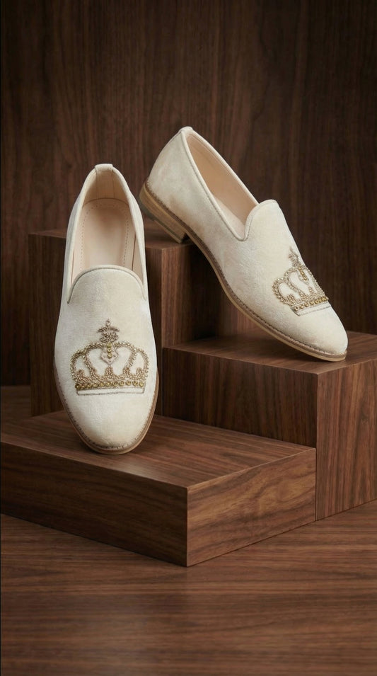 Maharaj Ivory Crown Mojdi for Men | Royal Groom Footwear – Dresswala NX